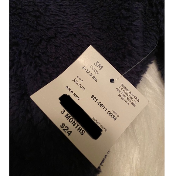 Fluffy Sweater - Picture 3 of 3